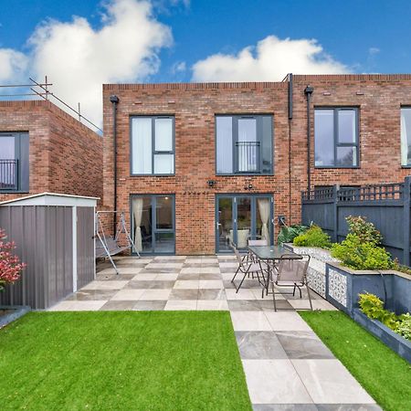 3 Bedroom House In Bricket Wood, St Alban واتفورد المظهر الخارجي الصورة